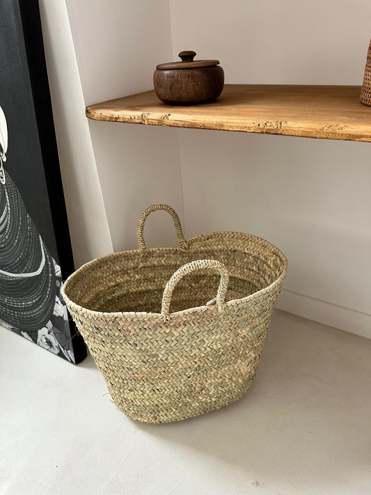 Panier Tressé en Feuilles de Palmier