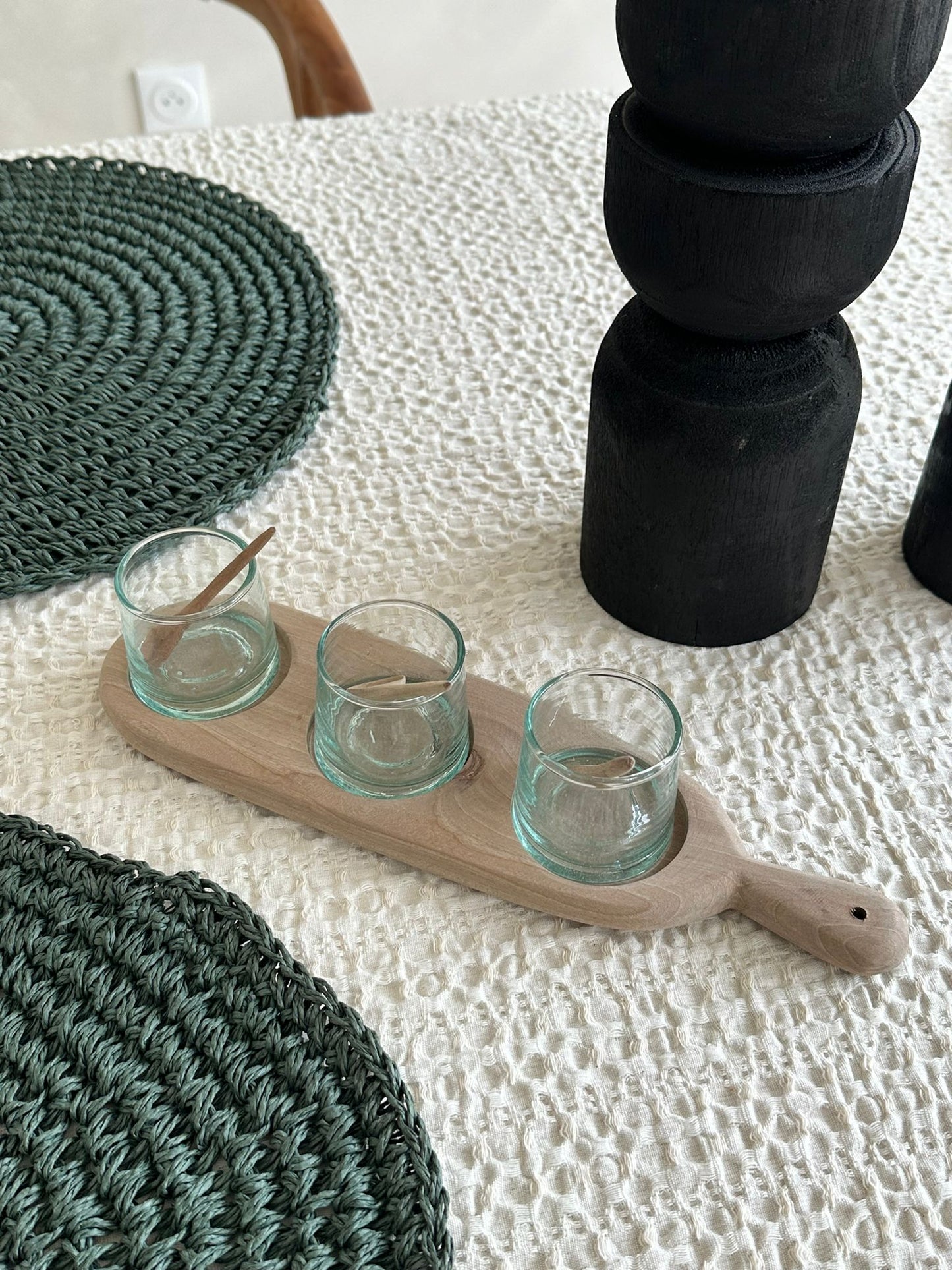 Plateau à Sauce en Bois